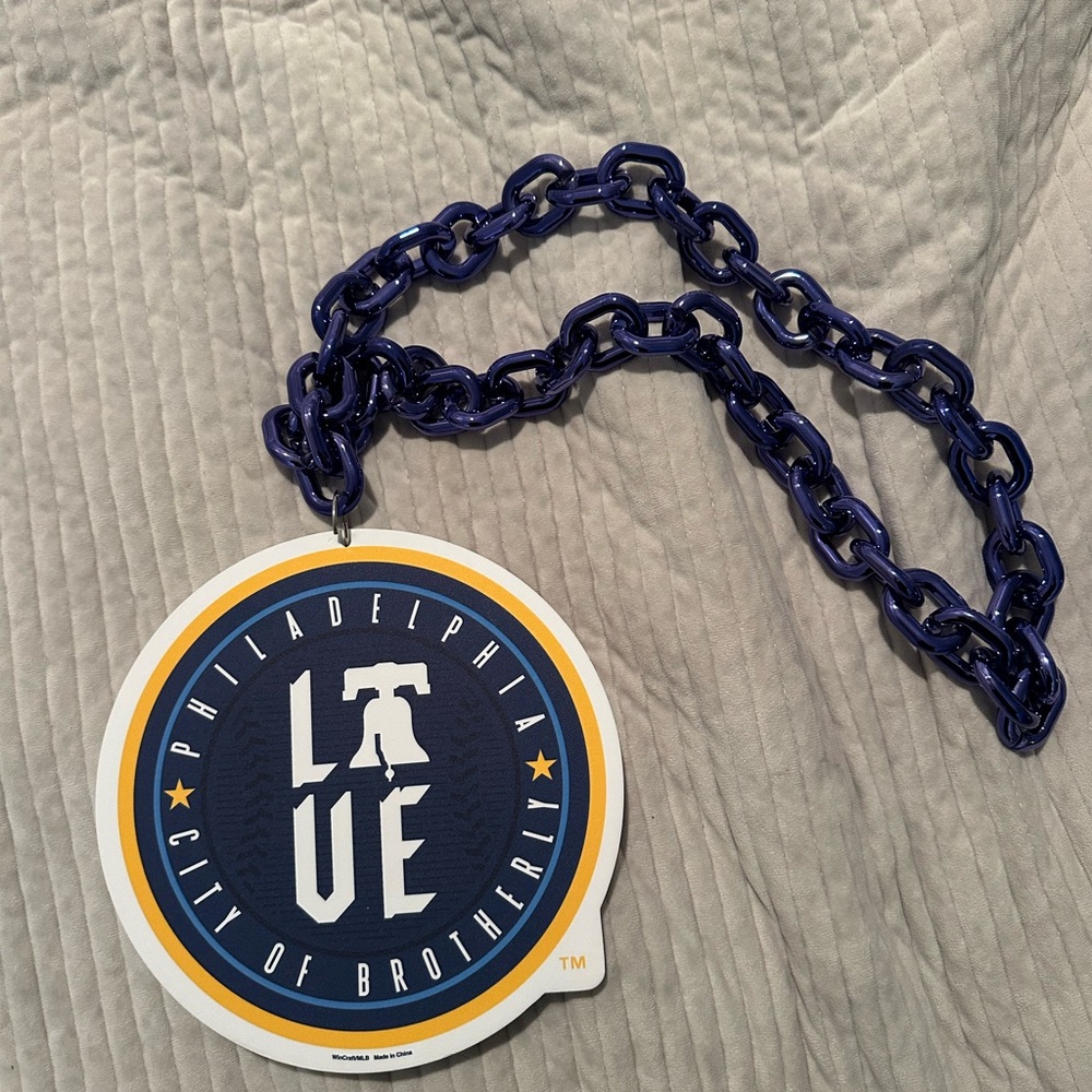 Philadelphia Phillies City Connect Fan Chain Necklace